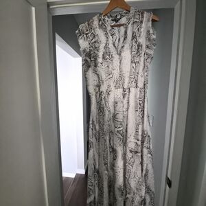 Steve Madden Monochrome Maxi Dress